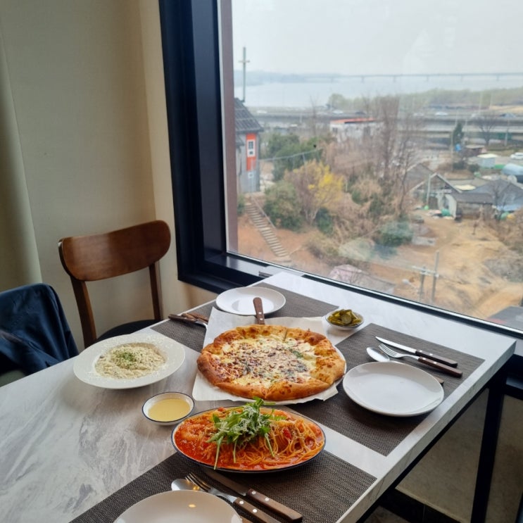  점심하기 좋은 행주산성 브런치 카페 리오리코