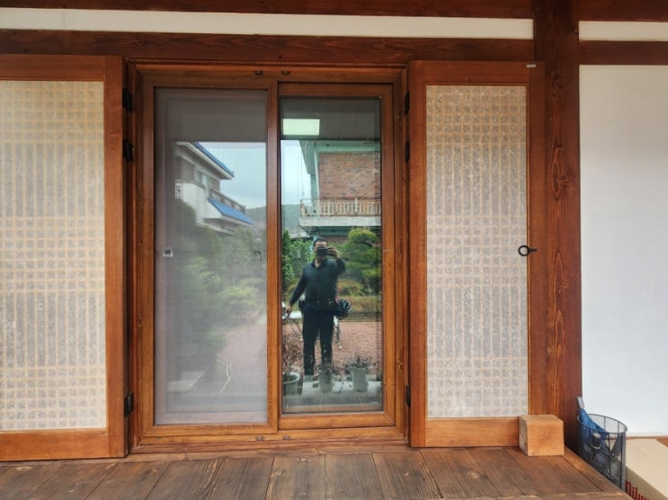  주택 열차단 썬팅 필름 시공으로 시선차단 자외선차단 하기
