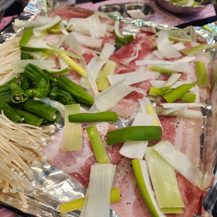  중랑 동부시장 한돈 냉동 삼겹살 맛집 '대파집 중랑직영점'