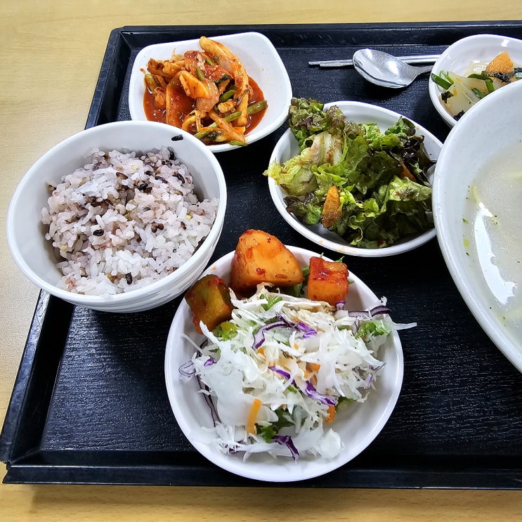  서울대병원 구내식당 직원식당 사골떡만둣국 먹어요