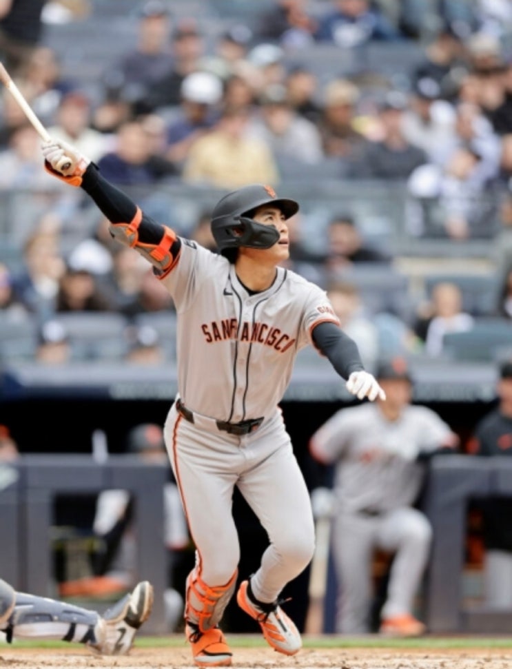 416’ 뜨거운 한 주 보낸 <b>이정후</b>, <b>이주의 선수 수상 불발</b>... 