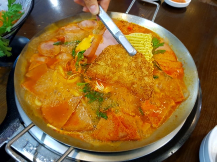  남양주 호평역 주변 맛집 추천 놀부보쌈 & 부대찌개. 통째로 넣어야 제 맛! 통핑세트 먹다