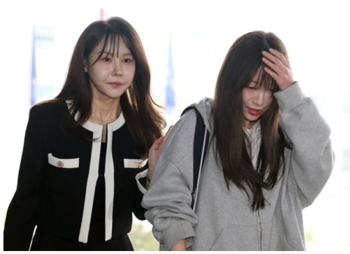 <b>쯔양</b>, 가세연 김세의 고소 사건!  강남<b>경찰</b>서 <b>조사 거부</b>…스토킹... 