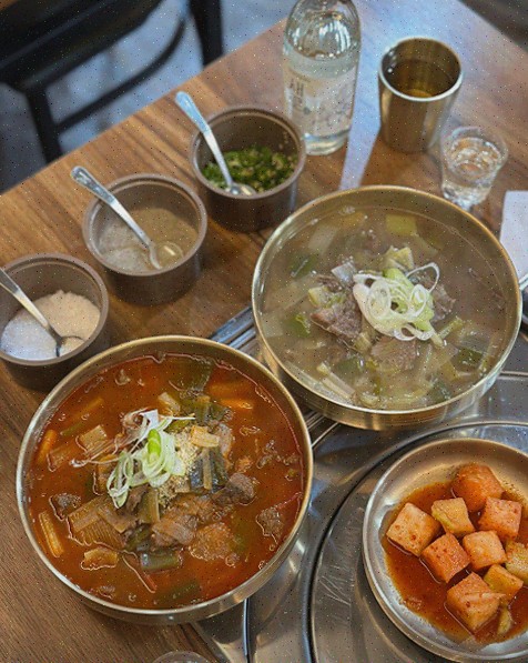  삼각지국밥, 용산해장국으로 든든하게 속을 채워보세요