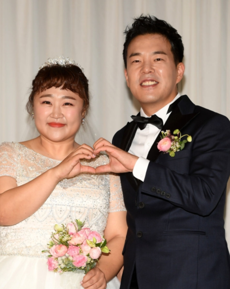 <b>홍윤화</b>김민기, 결혼 7년 만에 경사 맞았다! 귀묘한... 