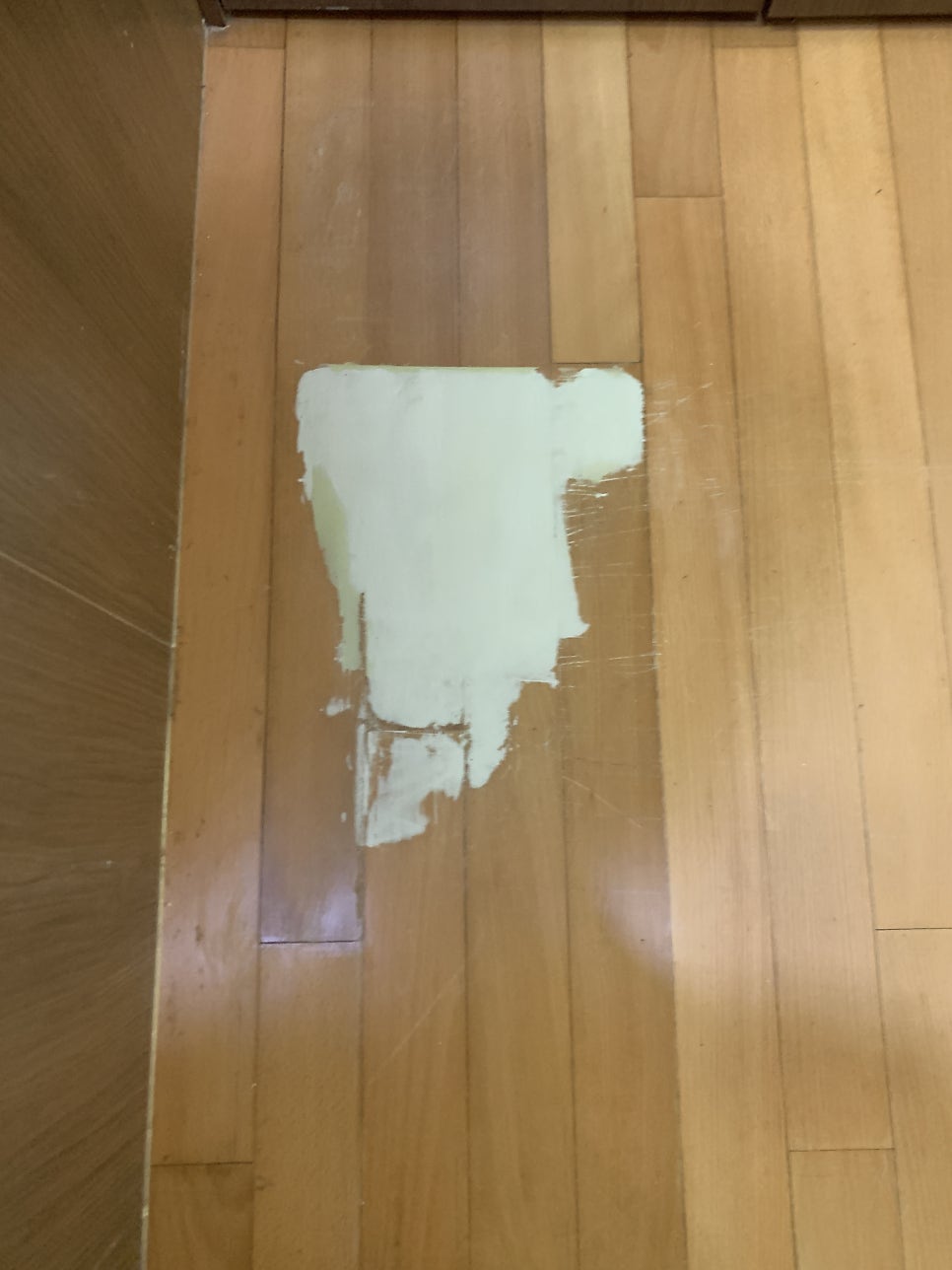 수원 강마루 들뜸 긁힘 깨짐 셀프 보수 방법
