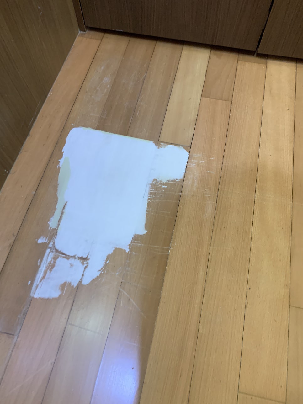 수원 강마루 들뜸 긁힘 깨짐 셀프 보수 방법