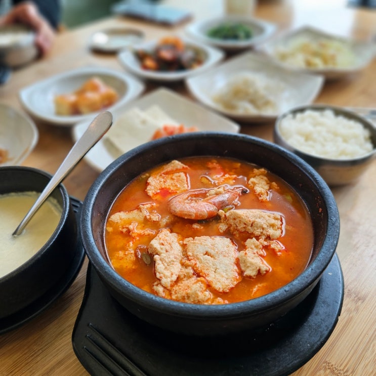  [파주 헤이리] 만원으로 먹는 두부정식 《콩밭뜰짬뽕순두부》
