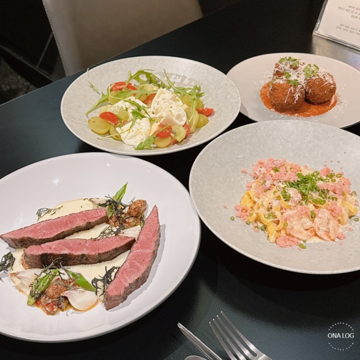  여수맛집 학동 분위기 좋은 와인바 레스토랑  '와캡 다이닝 앤 바'