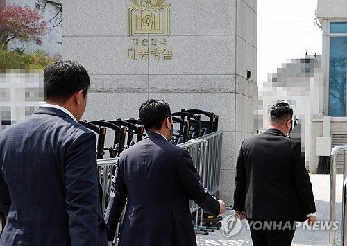  경찰, 대통령실·공관촌 압수수색 시도…'체포저지' 尹 정조준(종합2보)