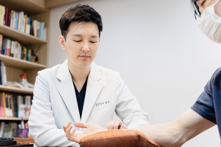  윤빛한의원 수원영통 과민성 대장증후군 치료