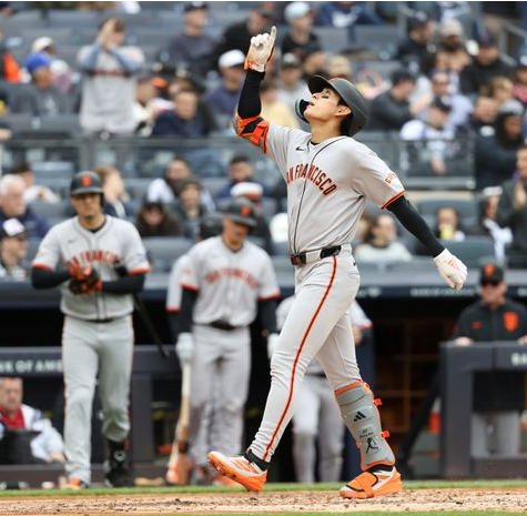 이정후 보려고 새벽 깨는 여자.MLB 실시간 중계 꿀팁 공개!