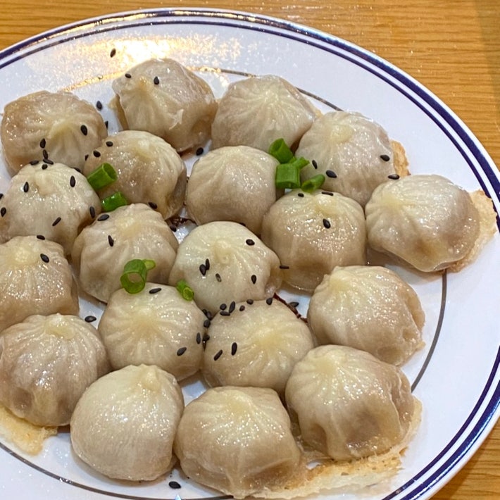  홍대 연남동 혼밥하기 좋은 한입크기 미니 만두 전문점, 홍대엄지군만두