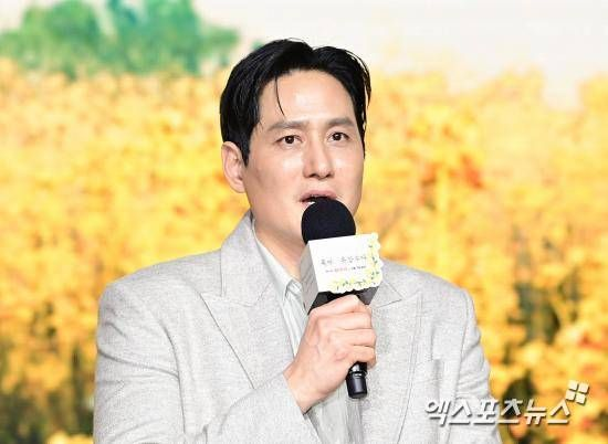  박해준, "'유퀴즈' 최초" 등장 1초만에 눈물…"두 아들 앞, 감격스러워"