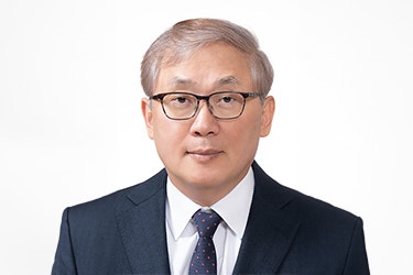 하이브 어도어 승소 앞장 홍승면 변호사 이력 최고...학력고사 수석, 대법원 수석재판연구관,....