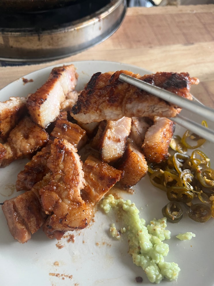  사창동 혼술맛집인 한칸이 밀키트까지 냈다고?(적된장 삼겹살구이)