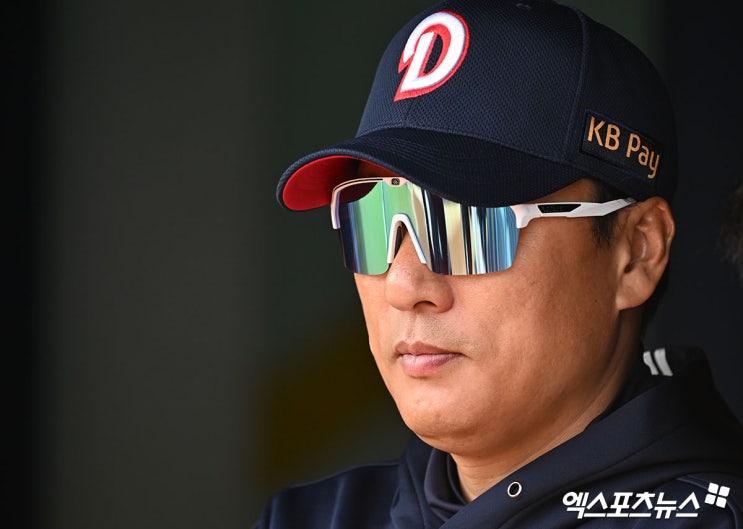 "어린 선수보다 더 잘 던진다" 42세 147km 선수 믿는 <b>이승엽</b>