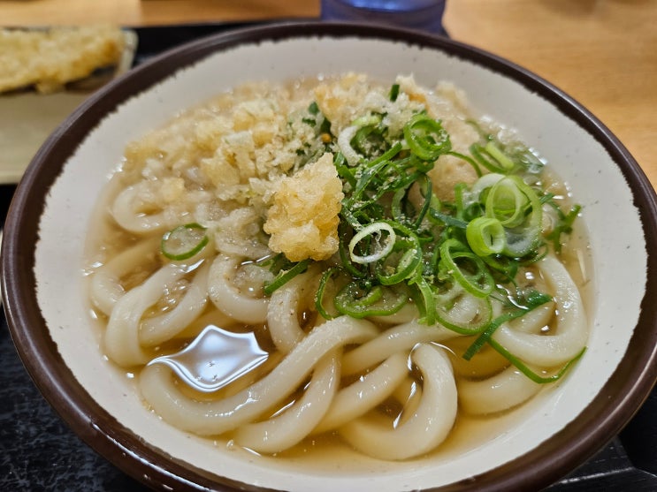  다카마쓰 아침 우동 조식 사카에다 우동 미나미신마치점 さか枝うどん 南新町店 메뉴 카드 결제 불가
