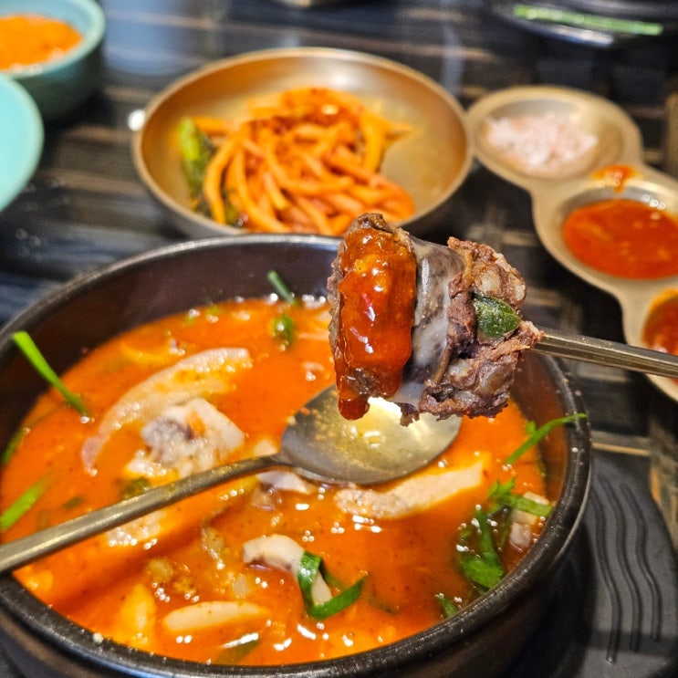  학동역 점심 맛집 서울 3대 순대국 청와옥, 평일 웨이팅 내돈내산 후기