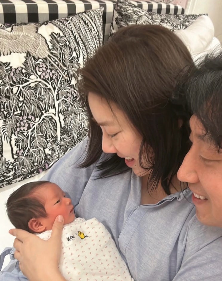 축 <b>손담비 이규혁</b> 부부 결혼3년만에 시험관아기 <b>득녀</b>