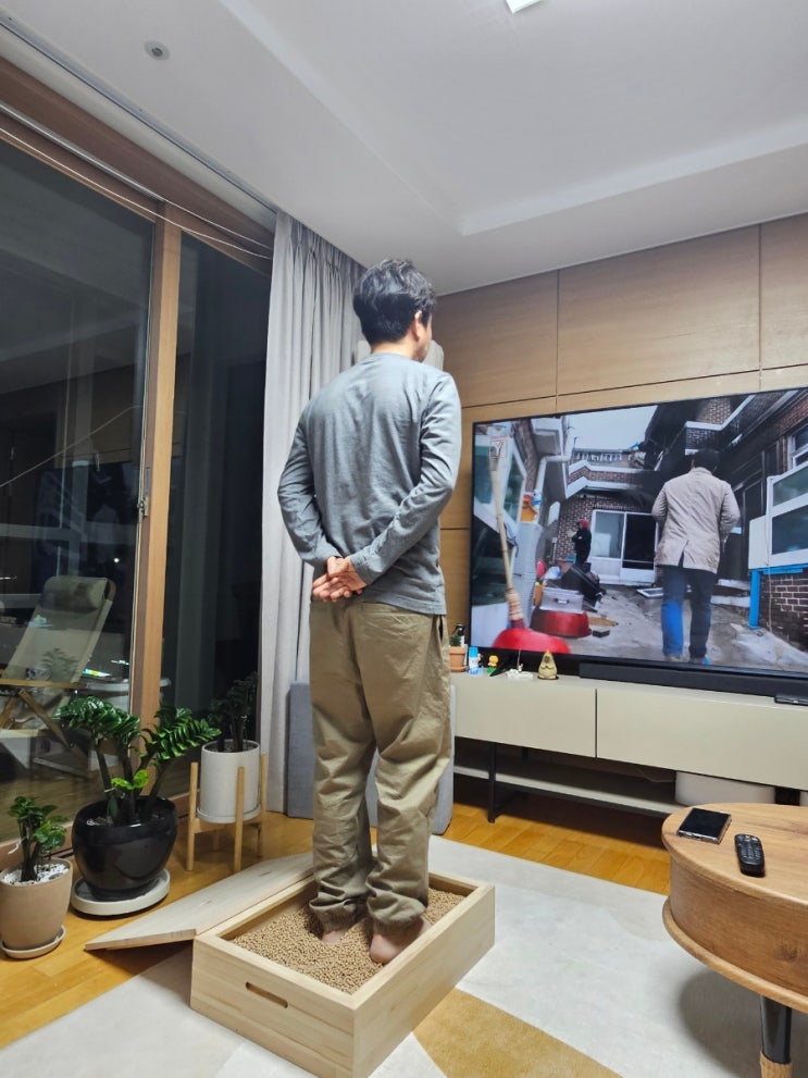  집에서 맨발걷기 하기 좋은 제올레스트볼은 발지압 효과로 혈액순환에 도움 돼 부모님 선물로 좋아