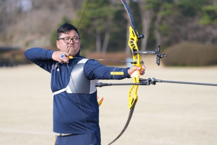 선발전 남자 김우진 김제덕 이우석 여자 <b>임시현</b> <b>강채영 안산</b>