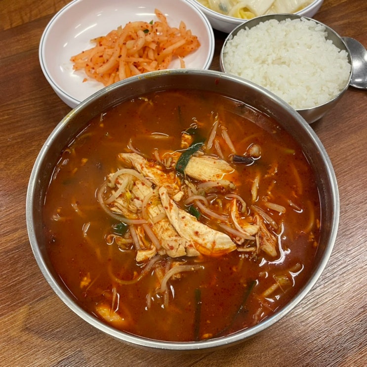  평택 포승 점심 추천 고민될 때 진한 국물로 해장까지 가능한 유장춘닭개장