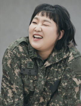 신병3 이수지 남민우 손하트 로맨스, 교관 박민주 소대장 임성민 군대에서 피어난 설렘의 시....