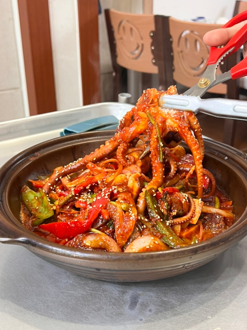 태안 골든베이cc 맛집 정산포바닷가(갈낙찜, 박속낙지, 반찬 최고)