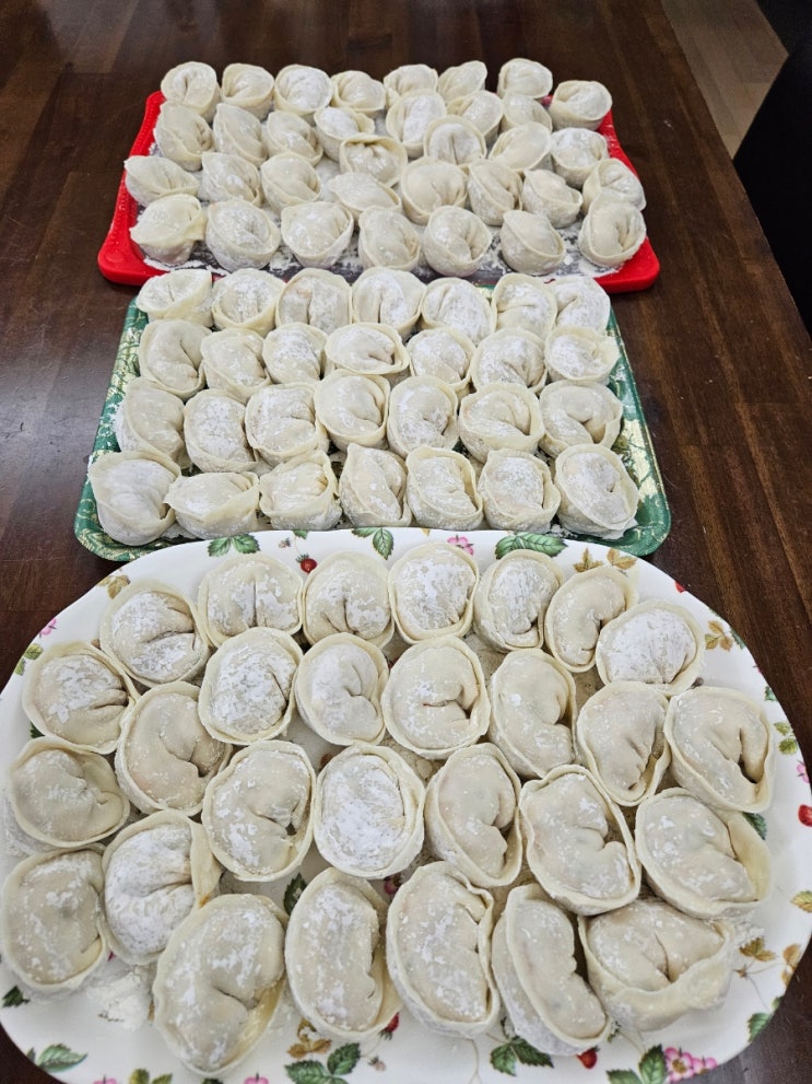  김치만두 만들기｜집에서 만두 135개 빚기! 재료, 레시피, 냉동보관까지