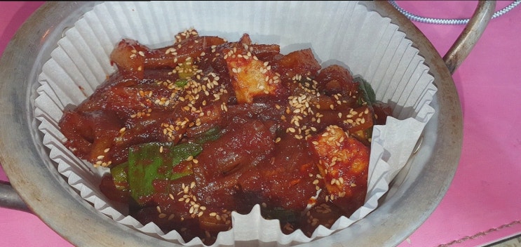  배꼽숙성삼겹살과막창, 방촌동 삼겹살로 특별한 회식을 즐기다