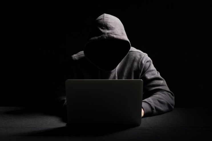 '<b>밀양</b> 여중생 집단 <b>성폭행</b>' 가해자 신상 폭로 <b>유튜버</b> '집행인... 