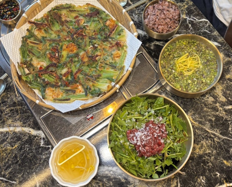 광주 동명동 맛집 나리들 : 특허받은 미나리 듬뿍 들어간 향긋한 한식 맛집!