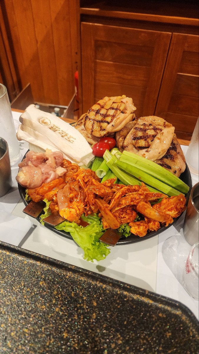  베트남 호치민 맛집 65탄 "팔각도" (2군 타오디엔)