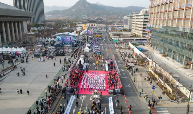  부활절 퍼레이드/ 2025 부활절 퍼레이드/ 2025년 4월 19일/ 광화문 광장/ (사)한국교회총연합 주최/ CTS기독교TV 주관/