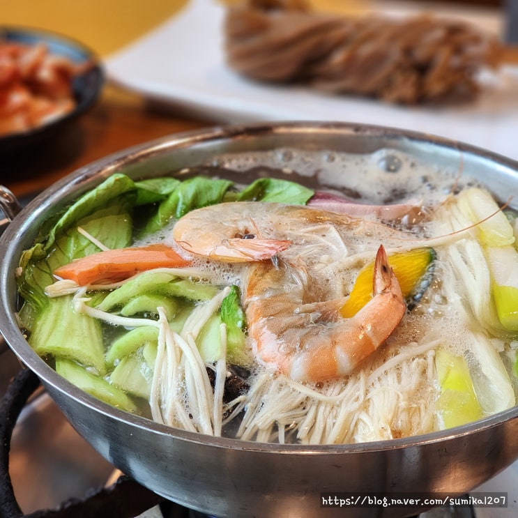 파주 헤이리 맛집 용궁칼국수 본점 코끼리 세트 2인 내돈내산 파주 헤이리 맛집 용궁칼국수 본점 코끼리 세트 2인 내돈내산
