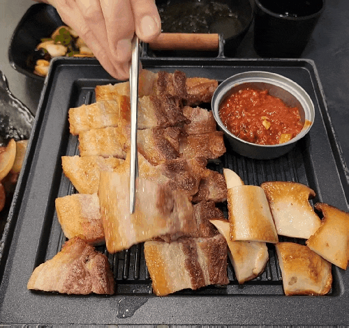  인천 연수동삼겹살 무한리필 막퍼주는시골집밥 한박궁에서 엄마랑