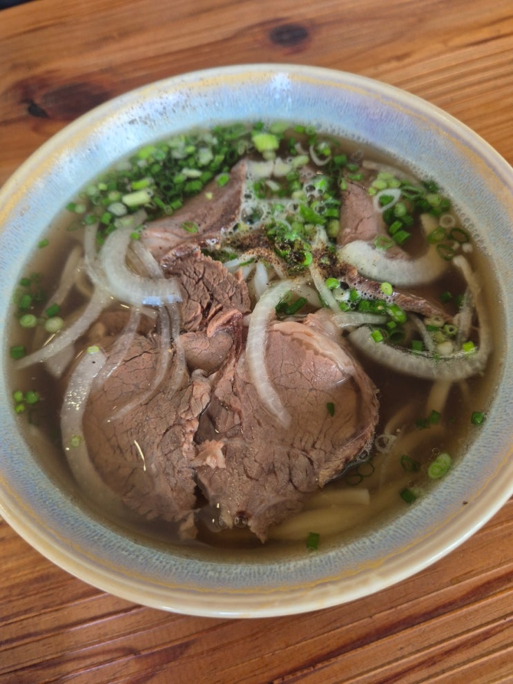  베트남 호찌민 여행 1 푸미흥 쌀국수 맛집 Tao Phở 방문 리뷰