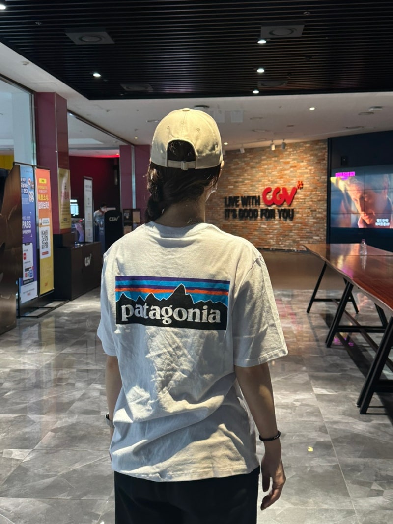 Patagonia | 파타고니아 P-6 반팔 티셔츠 리스판서빌리 착용 후기( 남, 여 사이즈, 착용샷 )