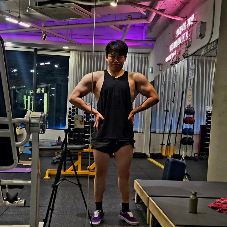 운동으로 새겨진 흔적들 오늘도 나와의 전쟁 승리했닭 운동으로 새겨진 흔적들 오늘도 나와의 전쟁 승리했닭