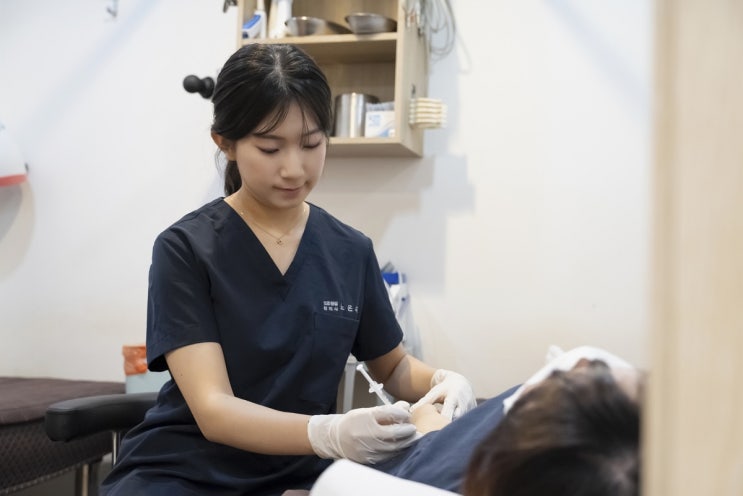 수원 중둔근 허리엉덩이통증치료 영통동한의원병원 수원 중둔근 허리엉덩이통증치료 영통동한의원병원