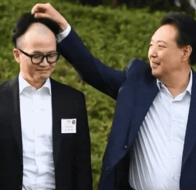 한동훈 가발인가 가발 벗은 모습