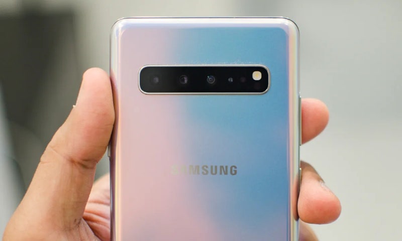 갤럭시 S10 5G, 지금 보면 오히려 매력적인 이유