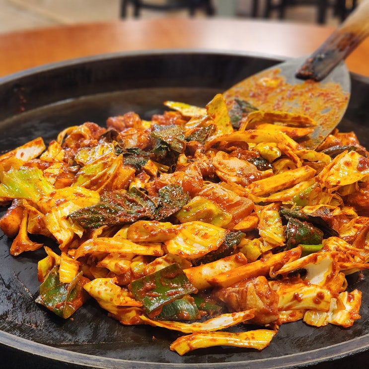  35년 전통 춘천현지인맛집 4단지닭갈비 춘천닭갈비골목 먹거리