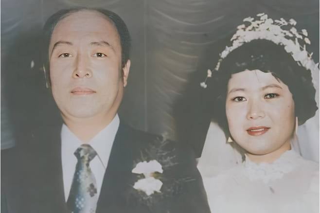 이혼 후에도 바람난 전남편 빚 10년간 갚은 유명 여배우.jpg