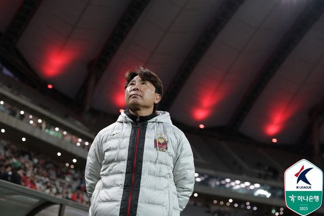 홈 7G 무패 깨지고 광주전 5연패…김기동 감독 
