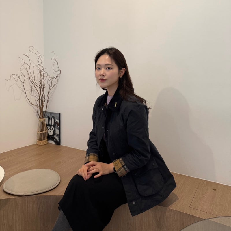 바버 비드넬 여성 왁스 자켓, 네이비10사이즈 구매후기