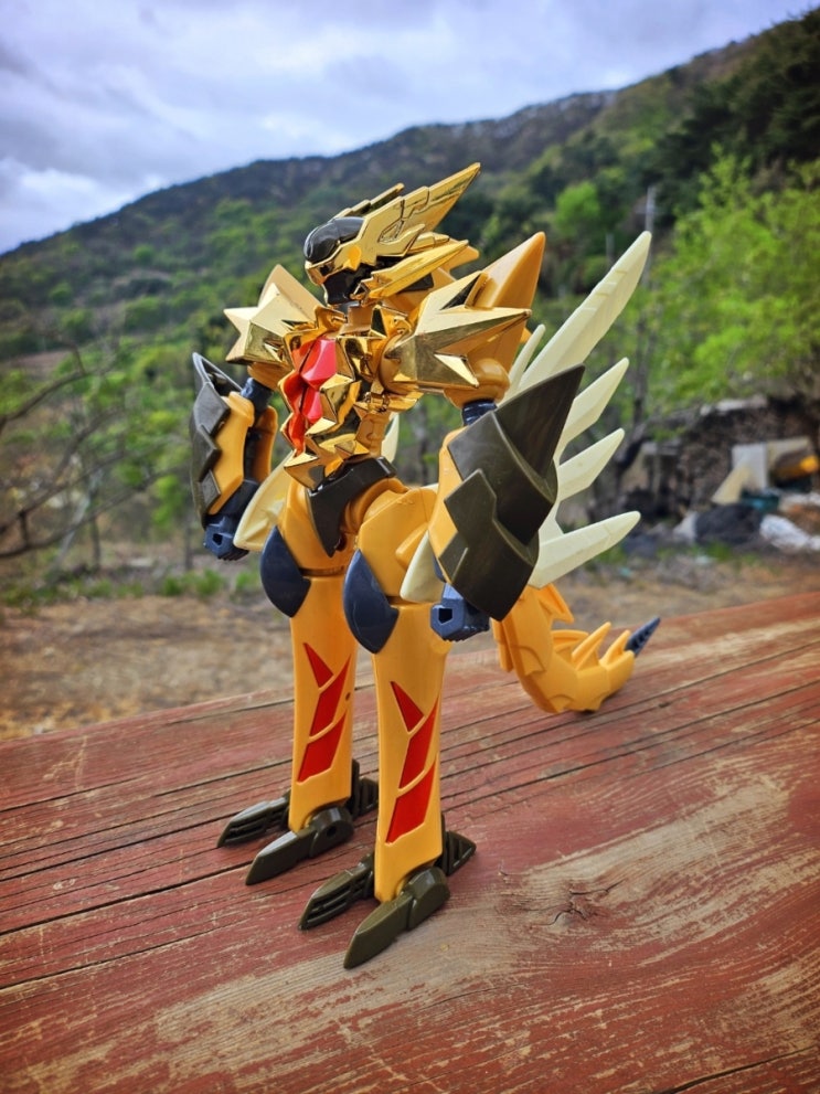  접지전사 - 2005년 영실업 접지야수 황금용(摺紙戰士 黃金龍 / Origami warrior Golden Wandering Dragon)