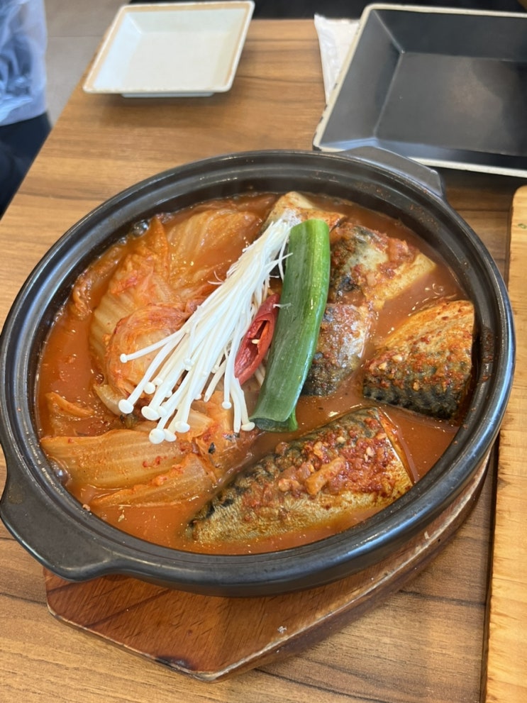  의왕 맛집 백운호수 한식 자연그리고어반 추천