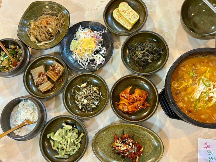  오금동 맛집, 칡산에황제보쌈에서 즐기는 건강한 한식 한끼
